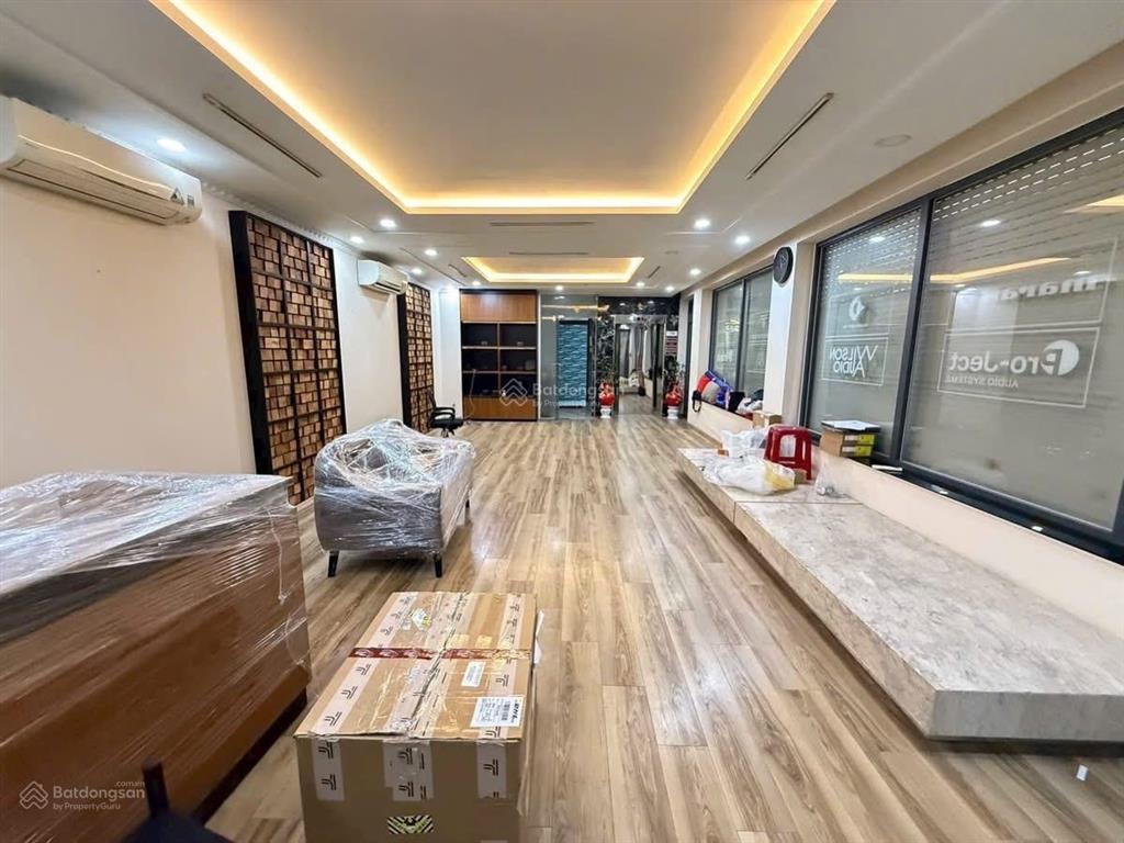 Bán nhà căn góc kề nguyễn thị thập himlam dt 137,5m2 có tm bán gấp 51 tỷ  0908 935 ***