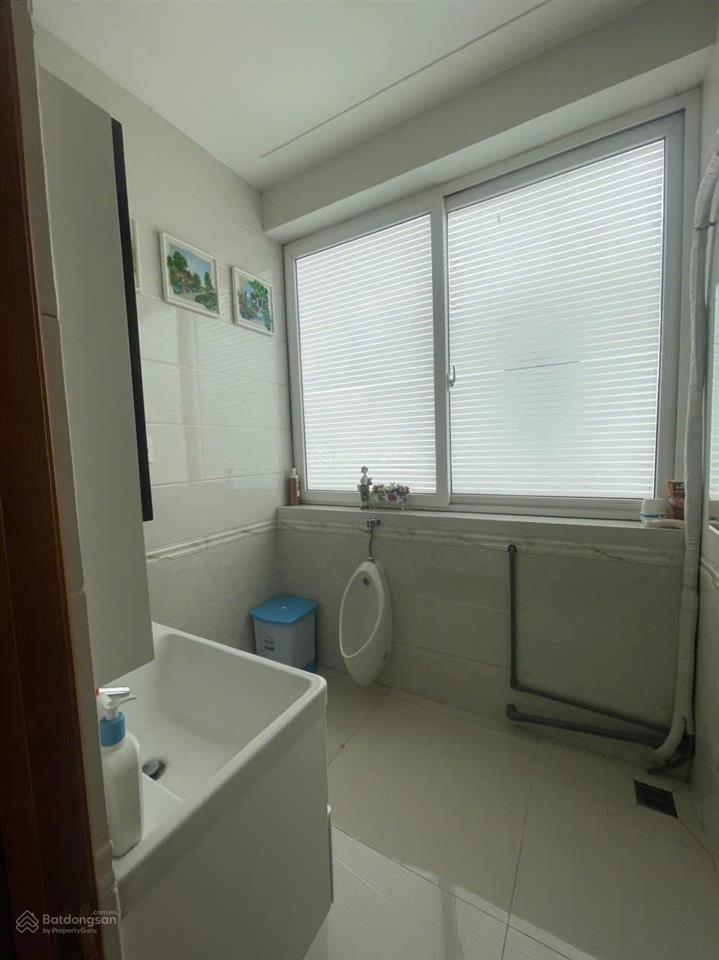 Siêu đắc địa căn góc mt nguyễn thị thập dt 378m2 có thang máy, pccc tc giá 160tr  0908 935 ***