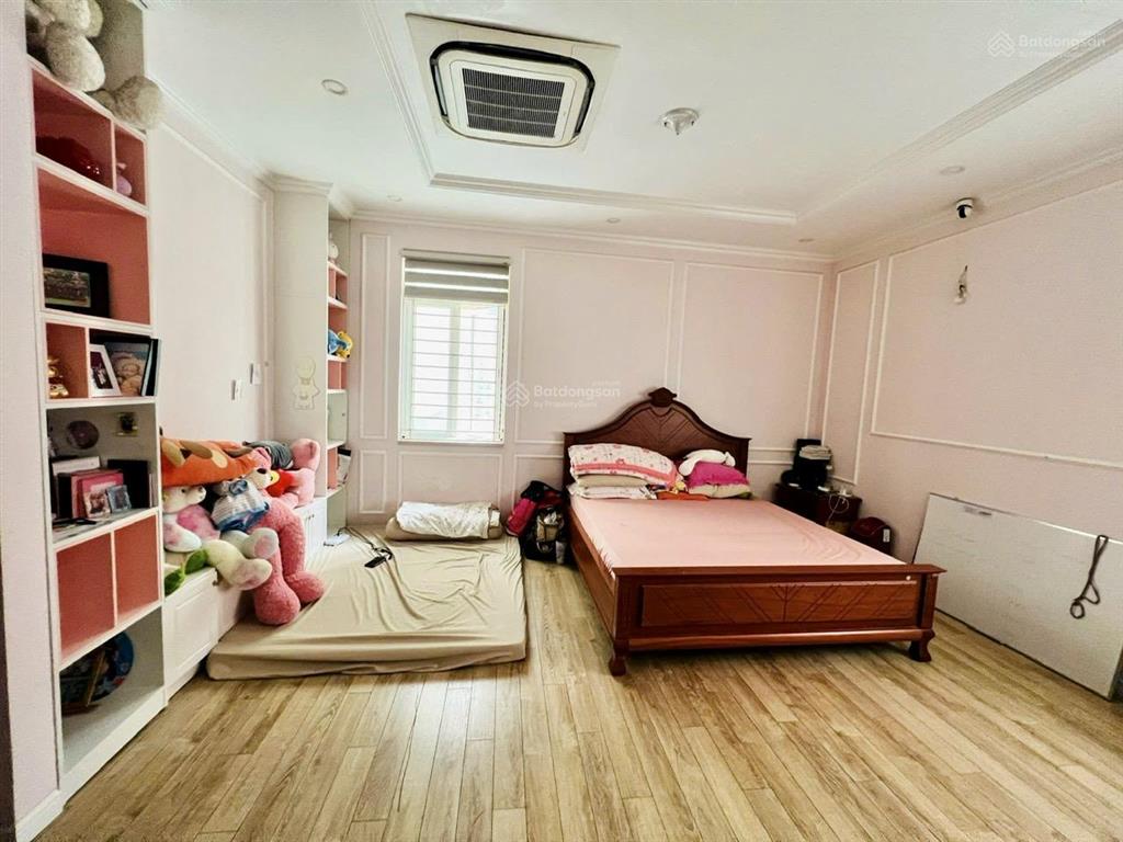 Cần bán biệt thự himlam gb 58 tỷ dt 10x20m2 đ.nội bộ 16m full nôi thất  0908 935 ***