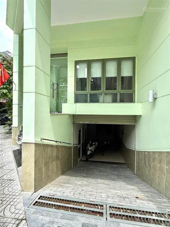 Cho thuê rẻ 45tr/th nhà phố tdc himlam có hầm, thang máy, đường 16m  0908 935 ***