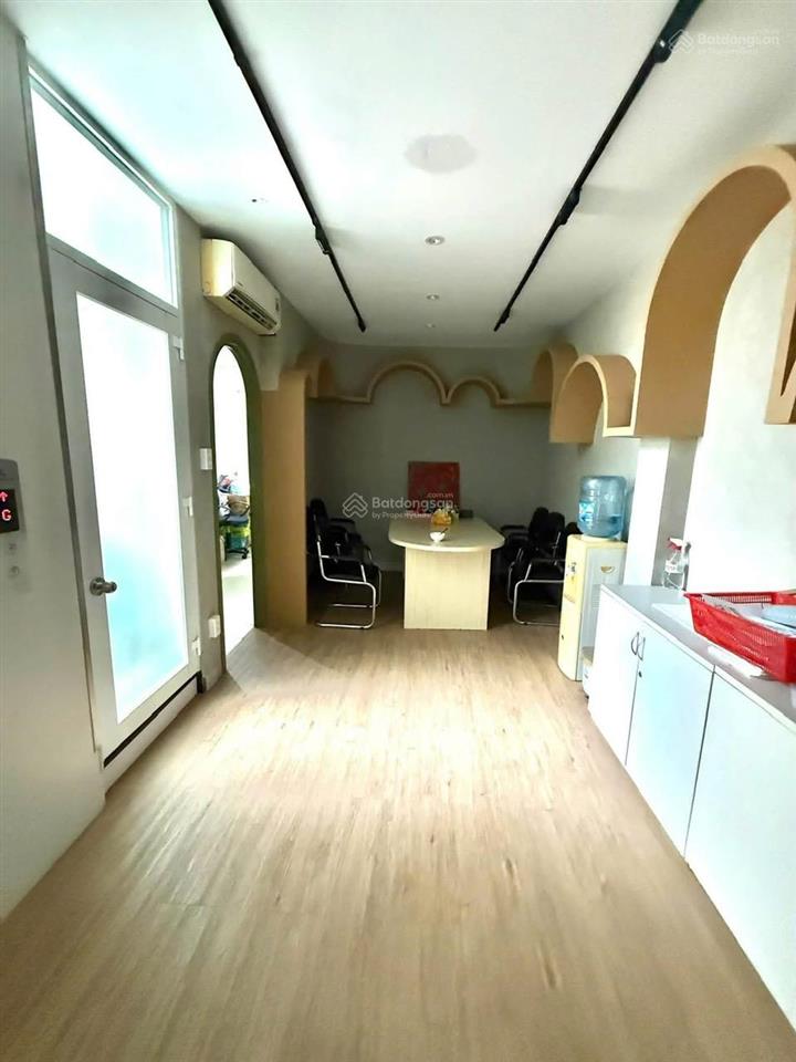 Cho thuê rẻ 45tr/th nhà phố tdc himlam có hầm, thang máy, đường 16m  0908 935 ***
