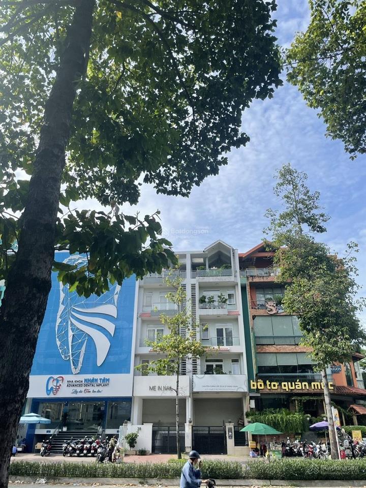 Cho thuê vị trí vip mặt tiền đ. nguyễn thị thập himlam dt 5x20m có tm giá 80tr  0908 935 ***