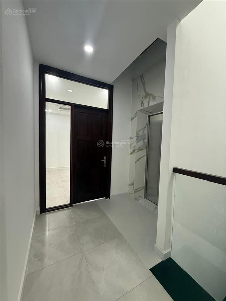 Giảm 2 tỷ còn 28 tỷ nhà phố himlam 5x20m2 có tm, hđt ổn định, tkvp  0908 935 ***
