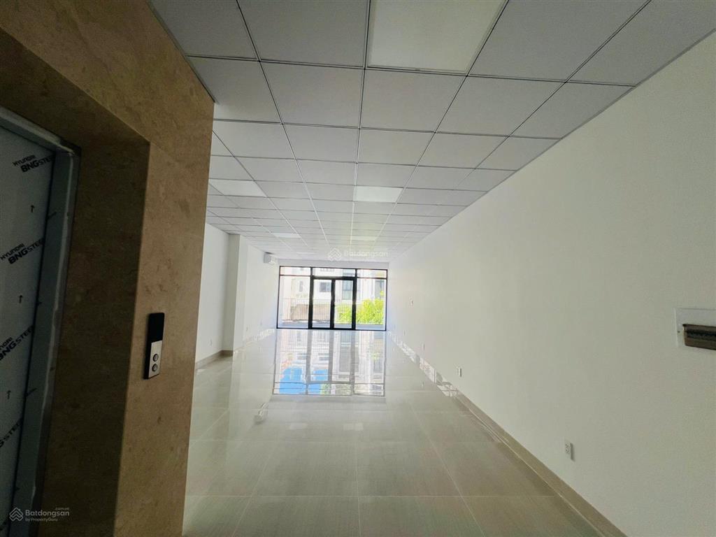 Cho thuê nhà phố himlam 5x20m2 mới, cao cấp, có tm, tk văn phòng giá 55tr  0908 935 ***
