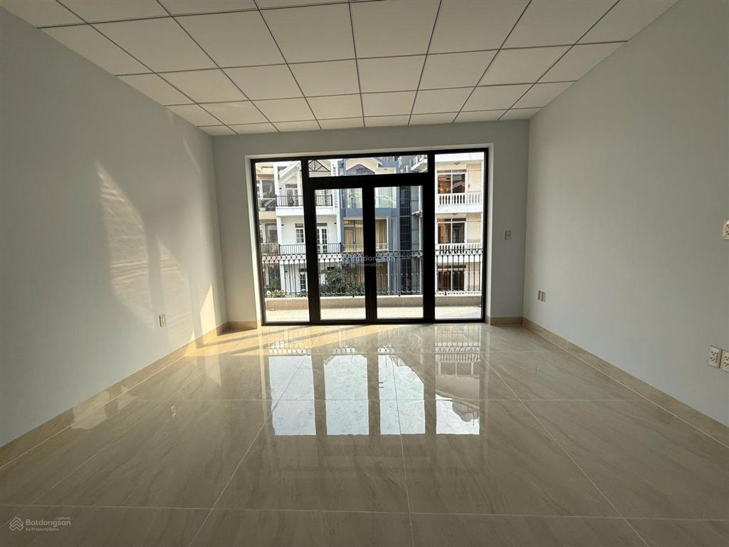 Cho thuê nhà phố himlam 5x20m2 mới, cao cấp, có tm, tk văn phòng giá 55tr  0908 935 ***