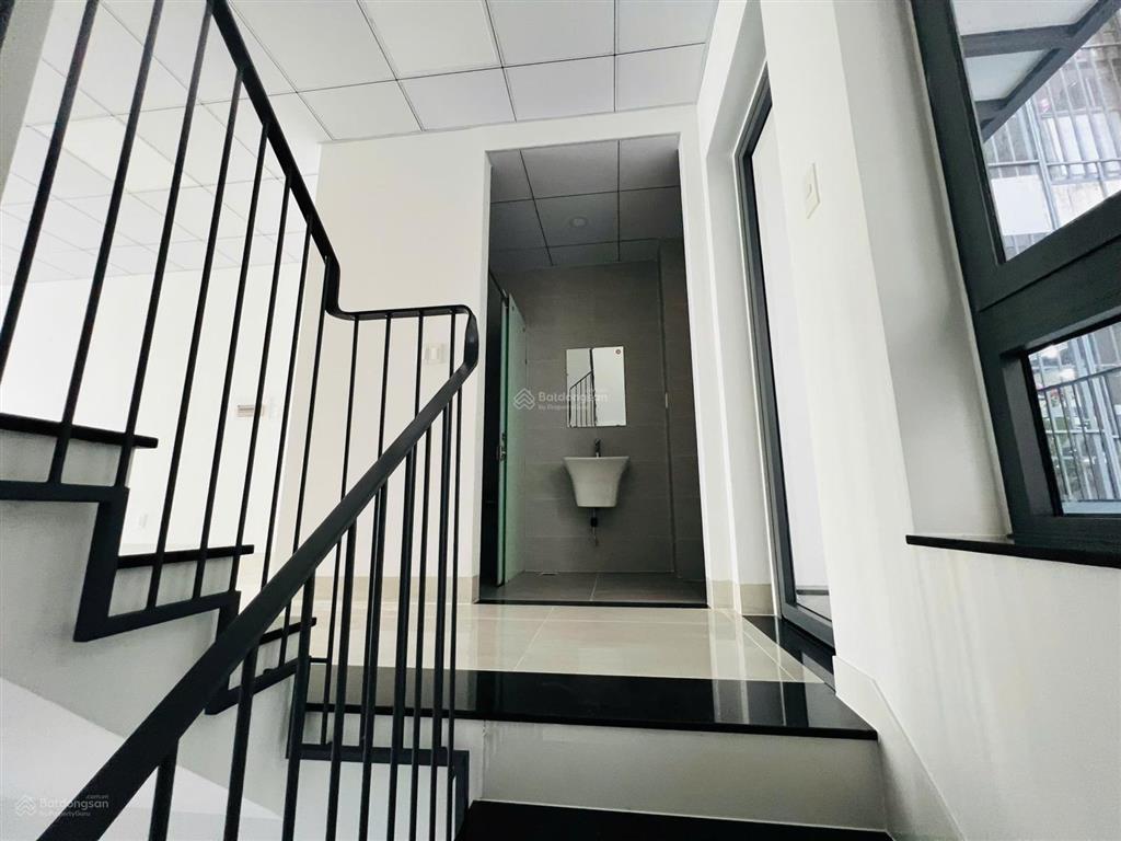 Cho thuê nhà phố himlam 5x20m2 mới, cao cấp, có tm, tk văn phòng giá 55tr  0908 935 ***