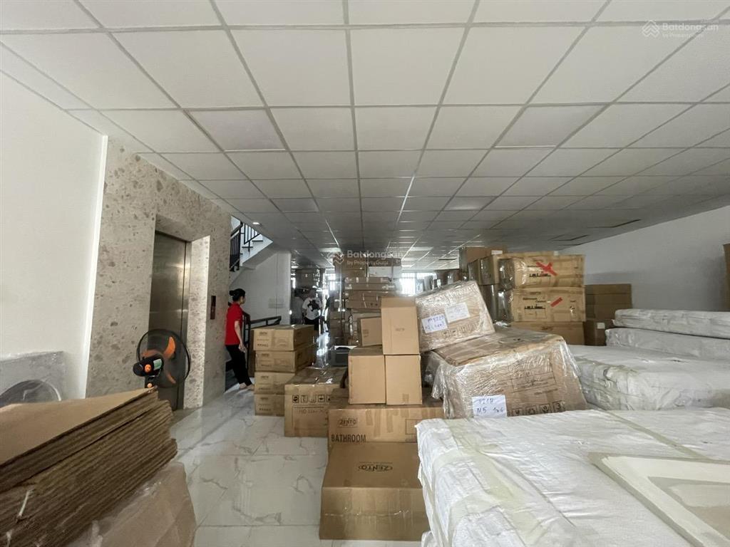 Bán cặp nhà hợp khối đ. nguyễn thị thập himlam 10x20m nhà mới, có tm giá 120 tỷ  0908 935 ***