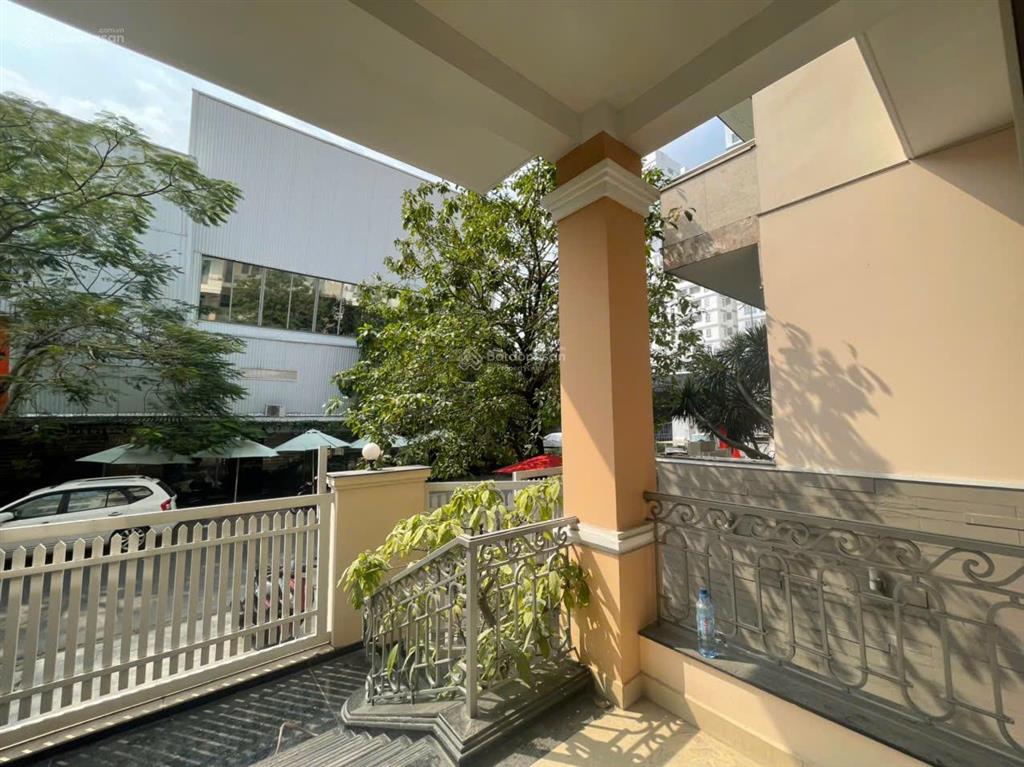 Bán 45 tỷ (tl) biệt thự 7.5x20m2 đ.số 9 himlam hướng t vị trí khan hiếm  0908 935 *** chính chủ