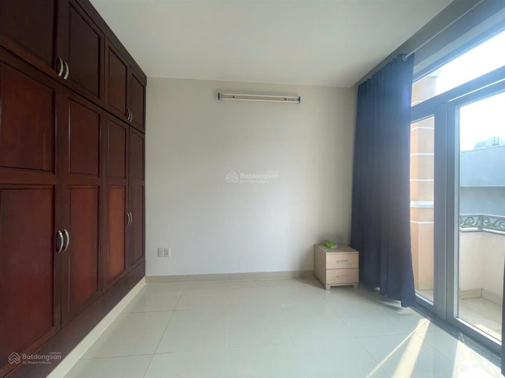 Bán 45 tỷ (tl) biệt thự 7.5x20m2 đ.số 9 himlam hướng t vị trí khan hiếm  0908 935 *** chính chủ