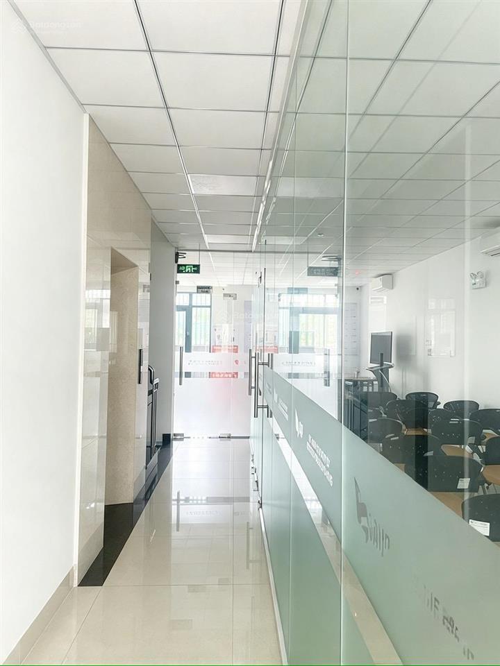Nhà đẹp kinh doanh mt hoàng trọng mậu himlam 7.5x20m2 sàn suốt, pccc, tm giá 110tr 0908 935 ***