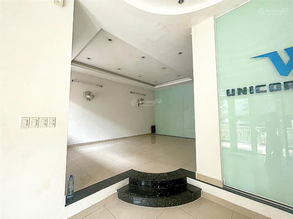 Bán 45 tỷ biệt thự đ.số 9 himlam dt 7.5x20m2 hướng t khan hiếm, đối diện khuôn viên  0908 935 ***