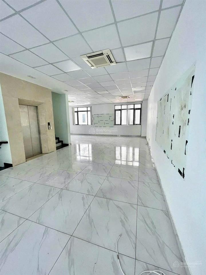 Cho thuê nhà bt 10x20m2 mt thương mại đ.nguyễn thị thập himlam giá 150tr  0908 935 ***