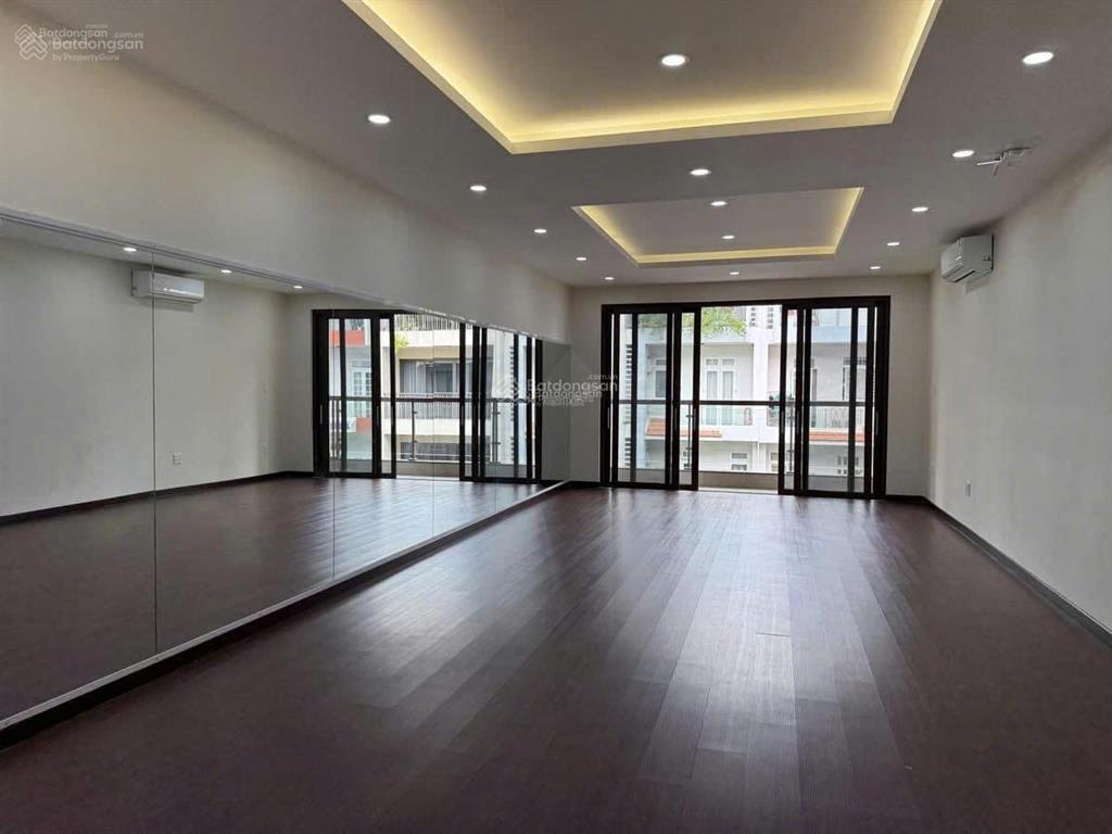 Nhà phố himlam 50tr/th có thang máy, tk trống sàn, mới, công năng vp cao cấp  0908 935 ***