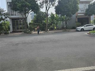 Lô đất 310m2 mặt tiền đẹp  thích hợp đầu tư và kinh doanh