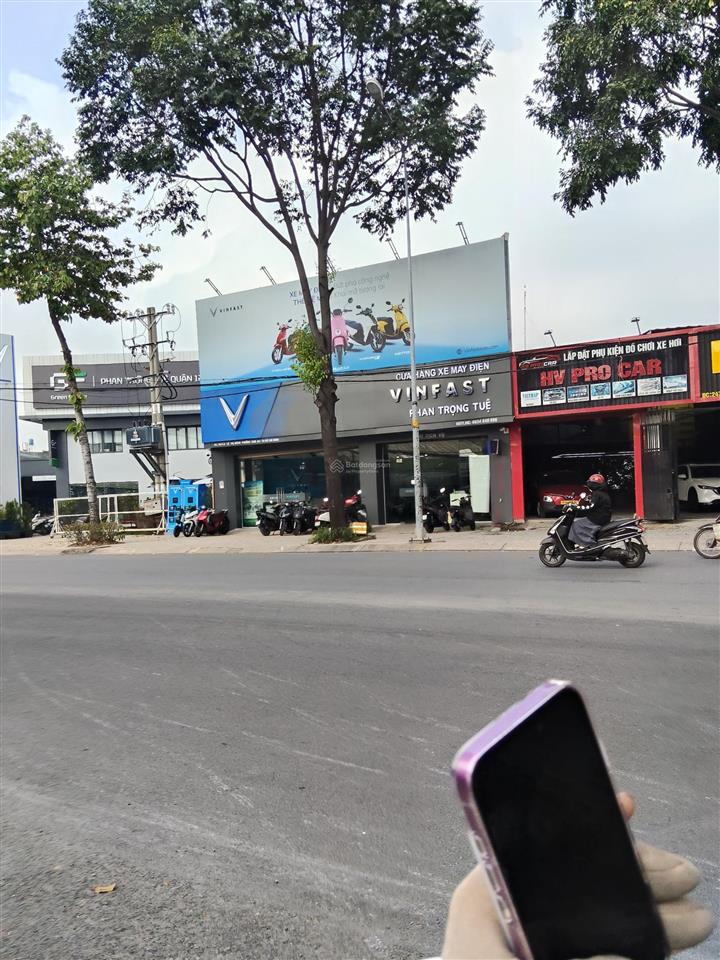 Bán nhà riêng tại 266, lê thị riêng, thới an, q12, hcm, giá tốt, 5,3 tỷ, 81m2