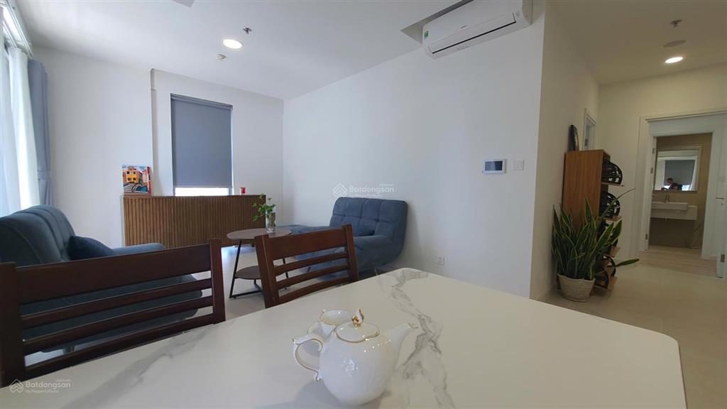 Hàng đẹp giá tốt, cho thuê 2pn2wc tháp a urban full nội thất cao cấp chỉ 15tr/tháng,  0777 673 ***
