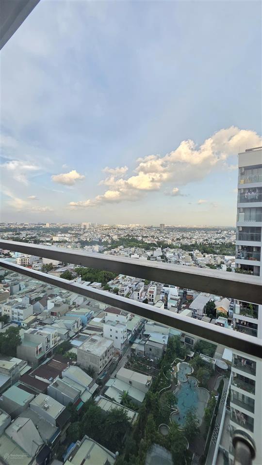 Gấp...chủ bán gấp căn 3pn 2wc urban green giá chỉ 7ty5 tl mạnh,  em thương 0777 673 ***
