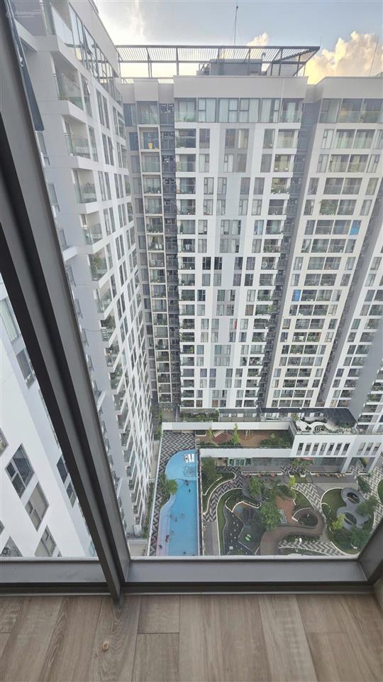 Gấp...chủ bán gấp căn 3pn 2wc urban green giá chỉ 7ty5 tl mạnh,  em thương 0777 673 ***