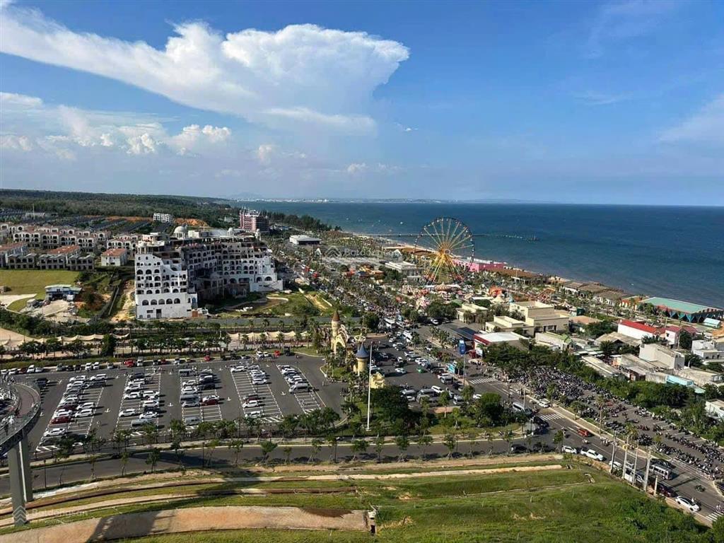 Bán đất ngay trung tâm nova đối diện công viên biển view biển trực diện lạc long quân