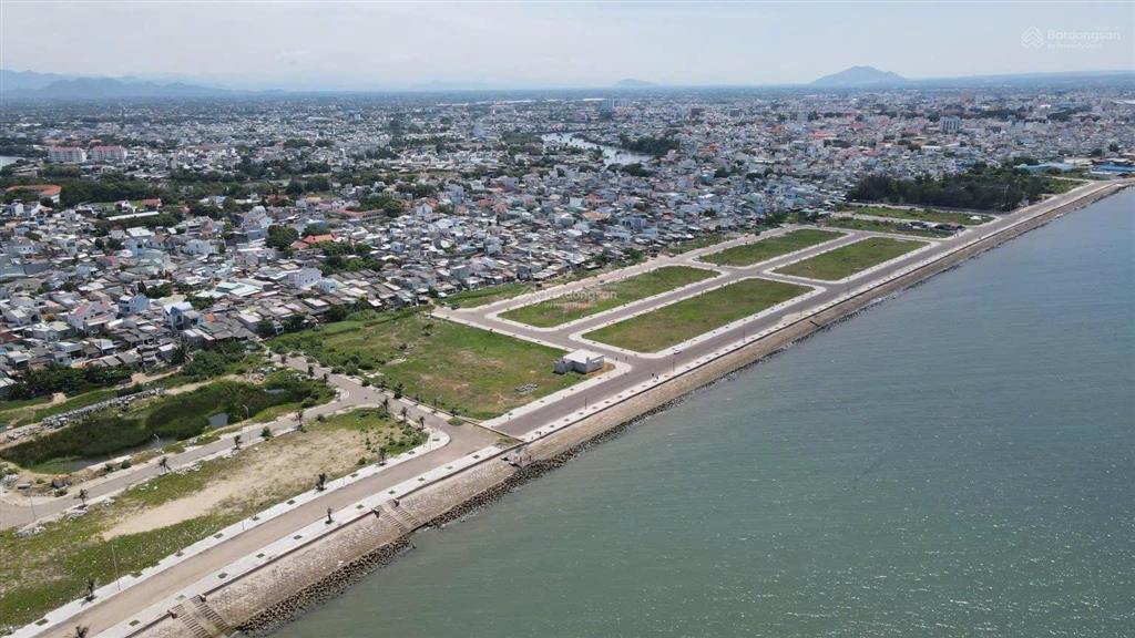 Bán đất mặt tiền biển khu chế biến hải sản cảng phan thiết