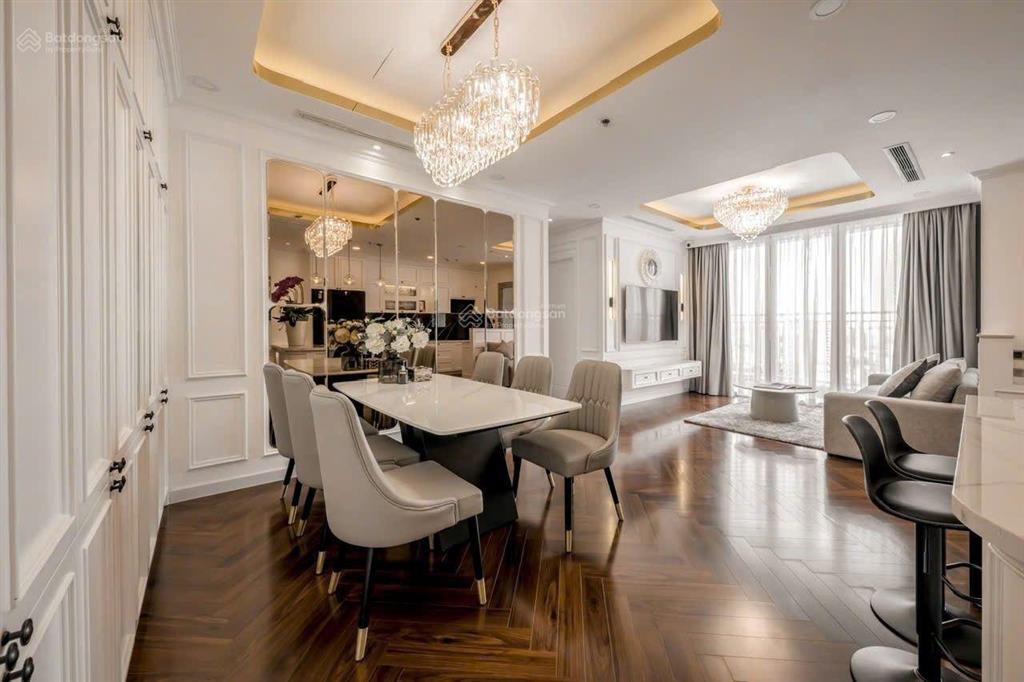 Cho thuê cc 2pn, 2wc, 80m2 tại vinhomes central park, 20 triệu/tháng, bình thạnh, hcm