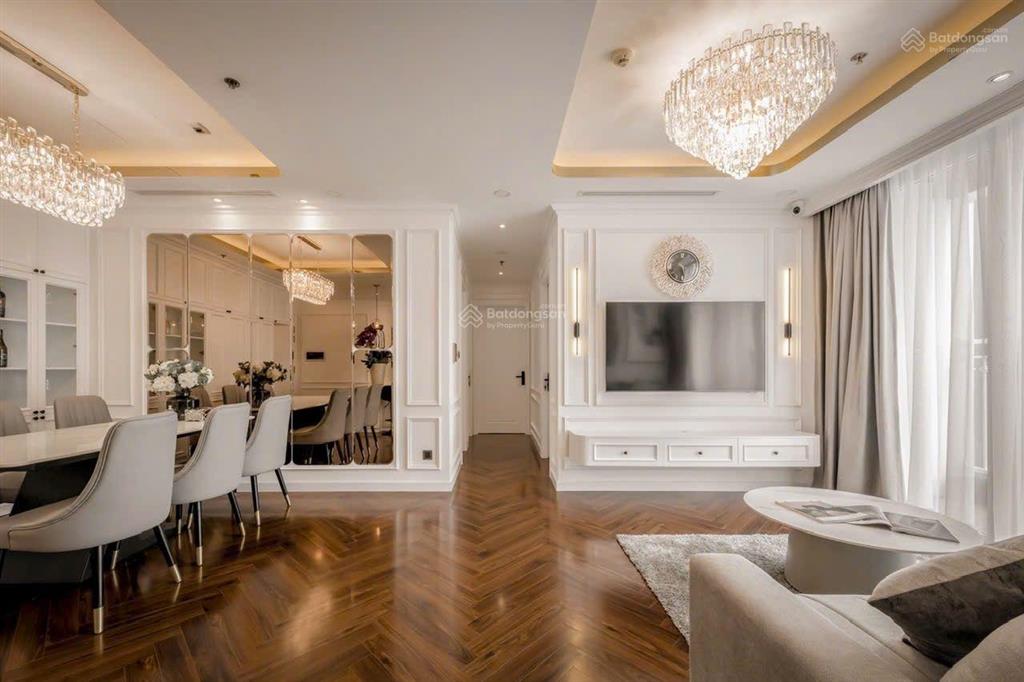 Cho thuê cc 2pn, 2wc, 80m2 tại vinhomes central park, 20 triệu/tháng, bình thạnh, hcm