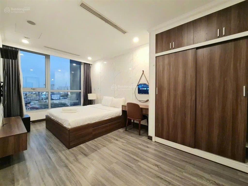 Cho thuê căn hộ view sông thành phố bitexco 20 triệu, 83m2, giá ưu đãi tại vinhomes central park