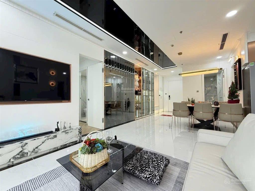 Chuyên cho thuê căn hộ vinhomes central park giá chỉ từ 1pn 17tr  2pn 22tr  3pn 33tr  4pn 55tr