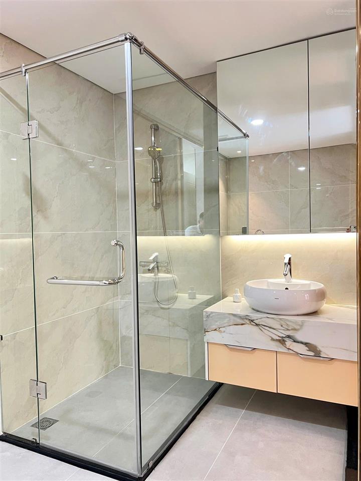 Bán cc vinhomes central park, 120m2, 3pn, 2wc, đầy đủ tiện nghi, uy tín