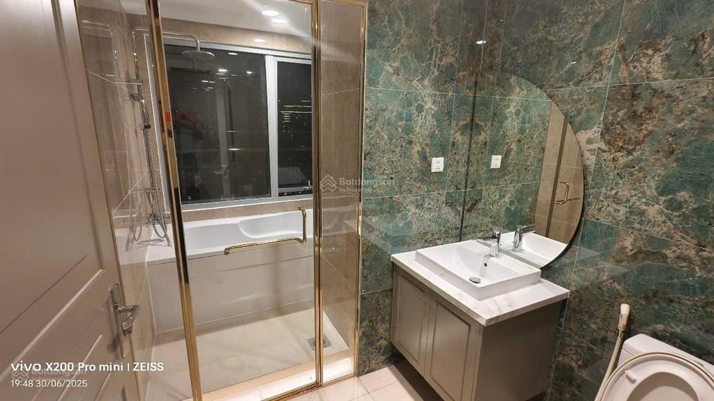 Bán căn hộ 4pn 3wc tại vinhomes central park, 22 tỷ, 160m2, q. bình thạnh, chỉ với nhiều tiện ích