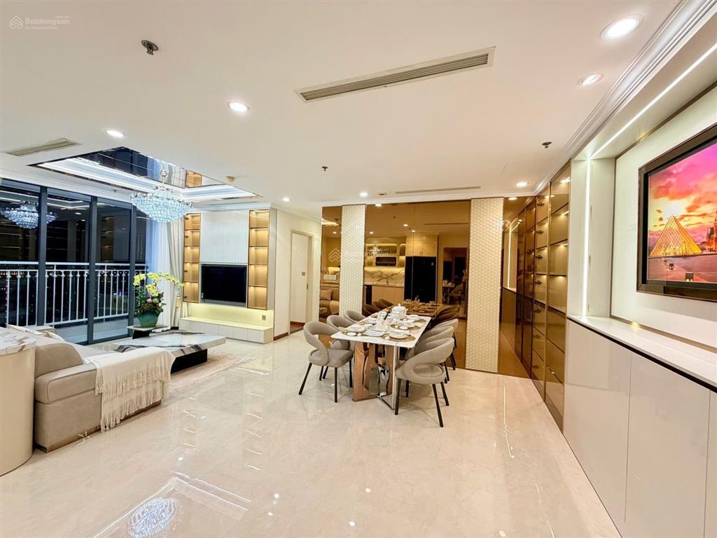 Chủ kẹt tiền bán gấp 3pn giá 14tỷ5 dt 118m2.
vinhomes central park (1pn2pn3pn4pn) giá tốt nhất
