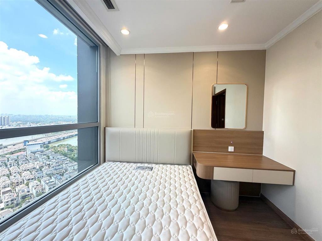 Chính chủ cho thuê liền 2pn, giá 20 triệu/tháng, diện tích 90m2 tại vinhomes central park