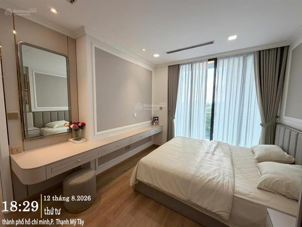 Căn hộ cc cho thuê ở vinhomes central park, 30 triệu vnd, 110 m2, view đẹp hàng hiếm tại bình thạnh