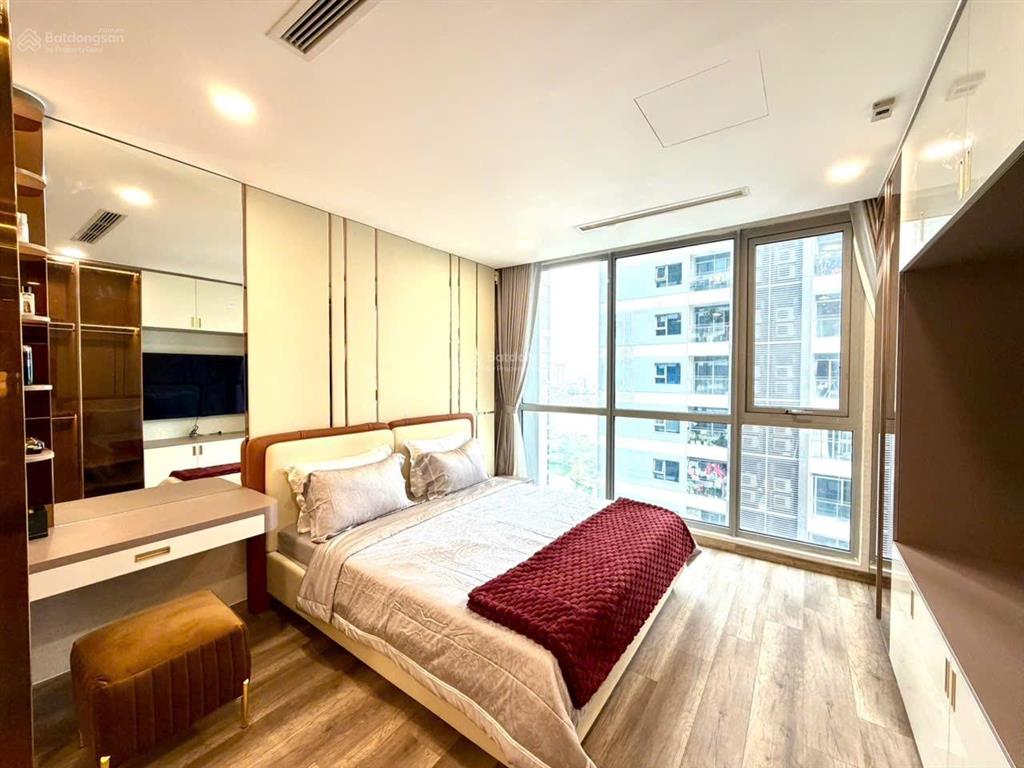 Cho thuê căn hộ 4pn, 150m2 tại vinhomes central park, giá cực chất 55 triệu vnd