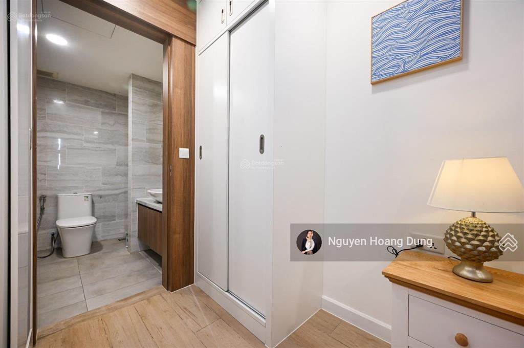 Căn hộ "kẹt tiền bán gấp" ở kingdom q10 2pn  0933 903 ***