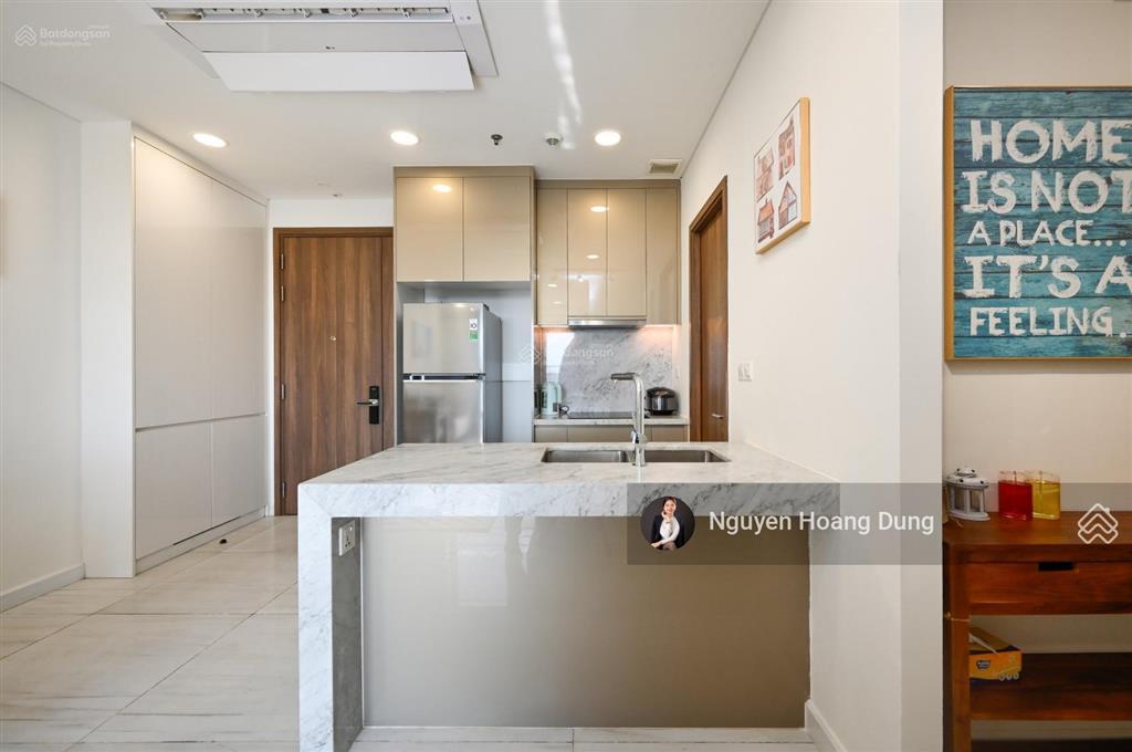 Căn hộ "kẹt tiền bán gấp" ở kingdom q10 2pn  0933 903 ***