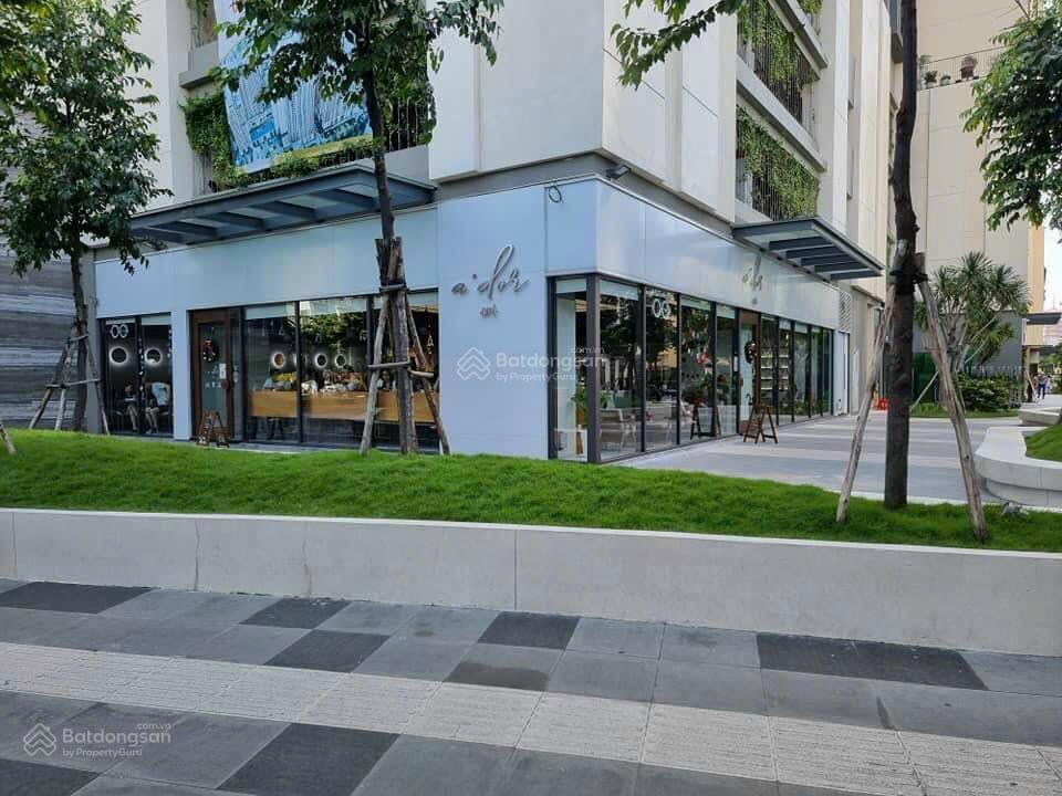 Cắt lỗ 2,5 tỷ! hà đô centrosa 3pn 104m view quận 1 chỉ 12,1 tỷ | đã có sổ hồng