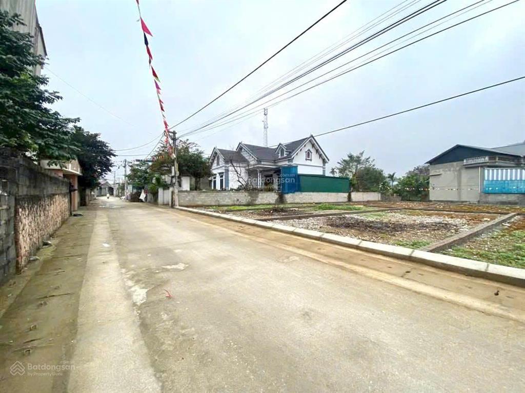 (gấp)chính chủ cần bán gấp 80m2 tại xuân mai  chương mỹ chỉ 1,6 tỷ,đường ô tô tránh