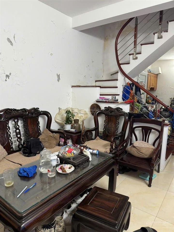 Cho thuê nhà ở địa chỉ nhà số 16, ngách 196/133 hồ tùng mậu, bắc từ liêm, hà nội