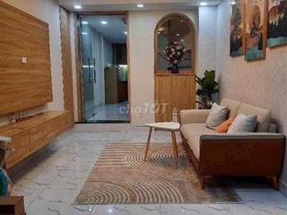 Bán nhà giá rẻ quận 7