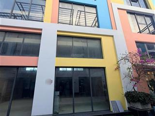 Bán shophouse la tiên trực diện biển  2 mặt tiền, dtsd 197,5m2, đã có sổ hồng hoàn công