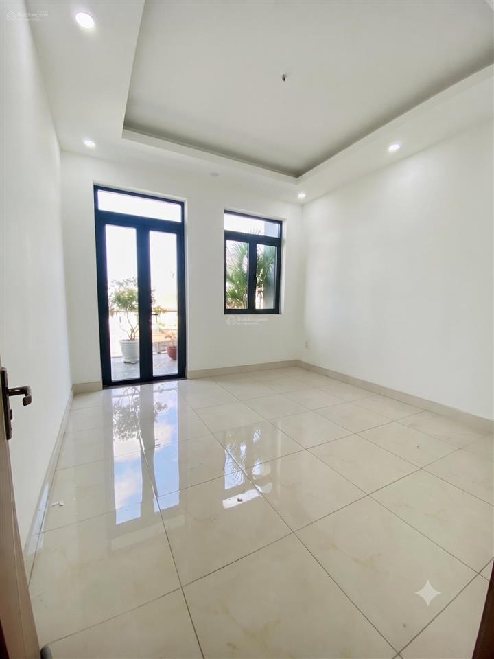 48m2  nguyễn sỹ sách  4 tầng  shr  7 tỷ 3  hẻm lớn ô tô