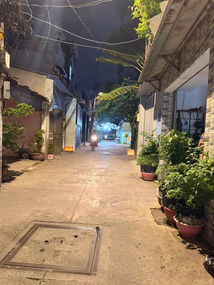 88m2  shr  5,8 tỷ  nguyễn văn quá 1/ hẻm ô tô  có 10 phòng trọ full