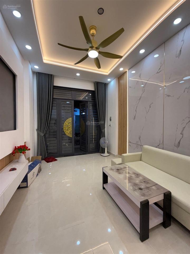 Dt sử dụng 70m2  shr  5,2 tỷ  hẻm thông nguyễn sĩ sách, gần nhà ga t3 tân bình