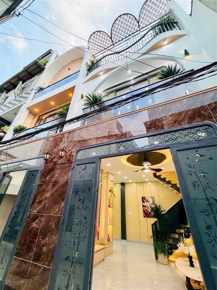 52m2  shr  6,3 tỷ  hoàng bật đạt tân bình, 3 tầng btct, tặng full nội thất