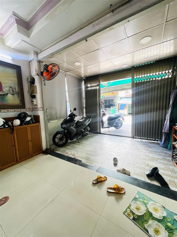 64m2  shr  6.4 tỷ  phạm văn chiêu gò vấp, lô góc 2 mặt tiền, kd sầm uất