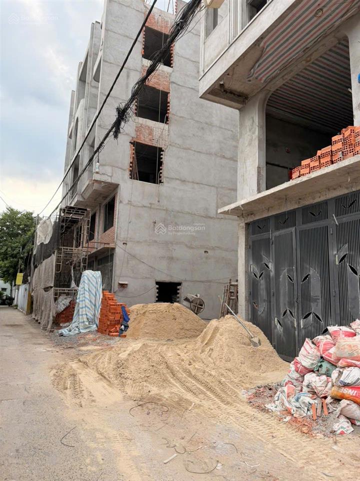 Đất nền bán gấp gần cầu tham lương  còn 1 lô hiếm có  5,4 tỷ, 71,3m2, mặt tiền 4m