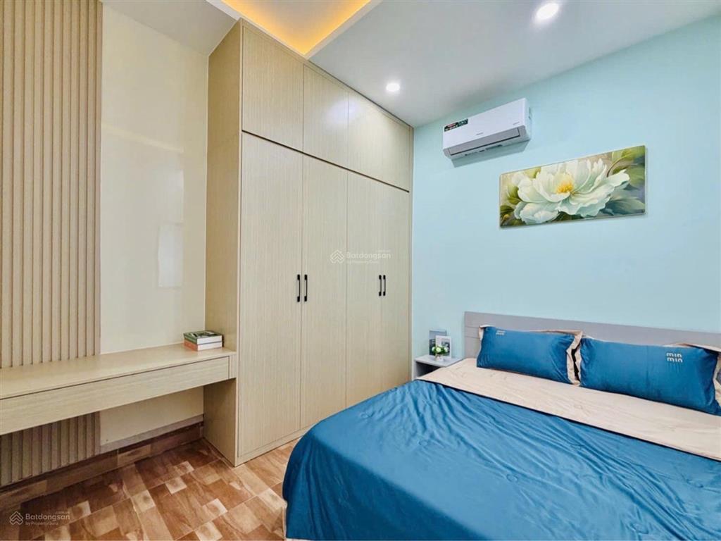 4x9m  shr  4,78 tỷ  quang trung, nhà mới đẹp sát siêu thị emart