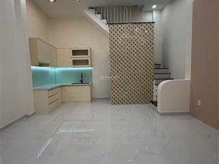 Nhà đẹp  5x6m ngay lũy bán bích, đủ công năng 2pn 2wc chỉ 3.x tỷ