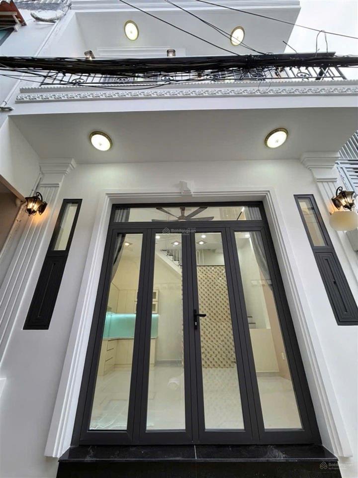 Nhà đẹp  5x6m ngay lũy bán bích, đủ công năng 2pn 2wc chỉ 3.x tỷ
